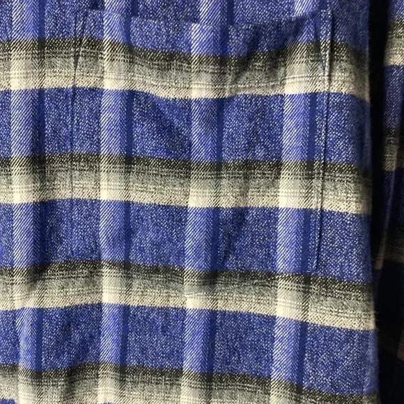 TOMMY BAHAMA MENS SIZE XL BLUE AND BLACK PLAID 100% COTTON FLANNEL SHIRT… - Picture 5 of 10